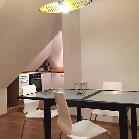 Atelierwohnung Am Park * Erfurt