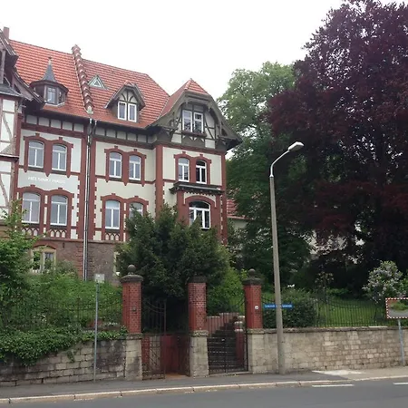 Apartment Atelierwohnung Am Park Erfurt